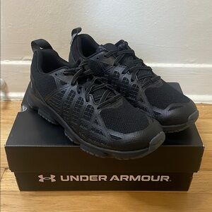 Under Armour Women’s MG Strikefast Black Athletic Shoes 7.5 Tactical Shoes